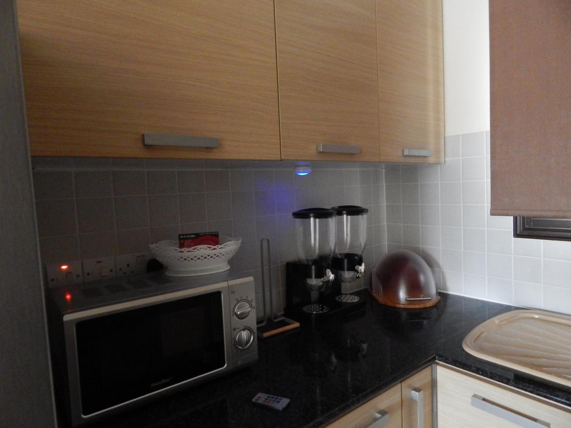 Barlee'S Apartment Paralímni Kültér fotó